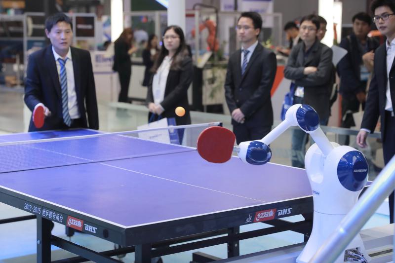 赛事名城智汇大讲堂丨科技点亮赛场：人工智能引领体育创新新风向