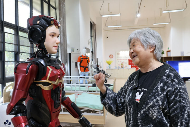 腔镜手术机器人全面纳入省级集采直观复星CEO刘釜均:集采一次能覆盖更多医疗机构有助于进一步扩大可及性(图1)