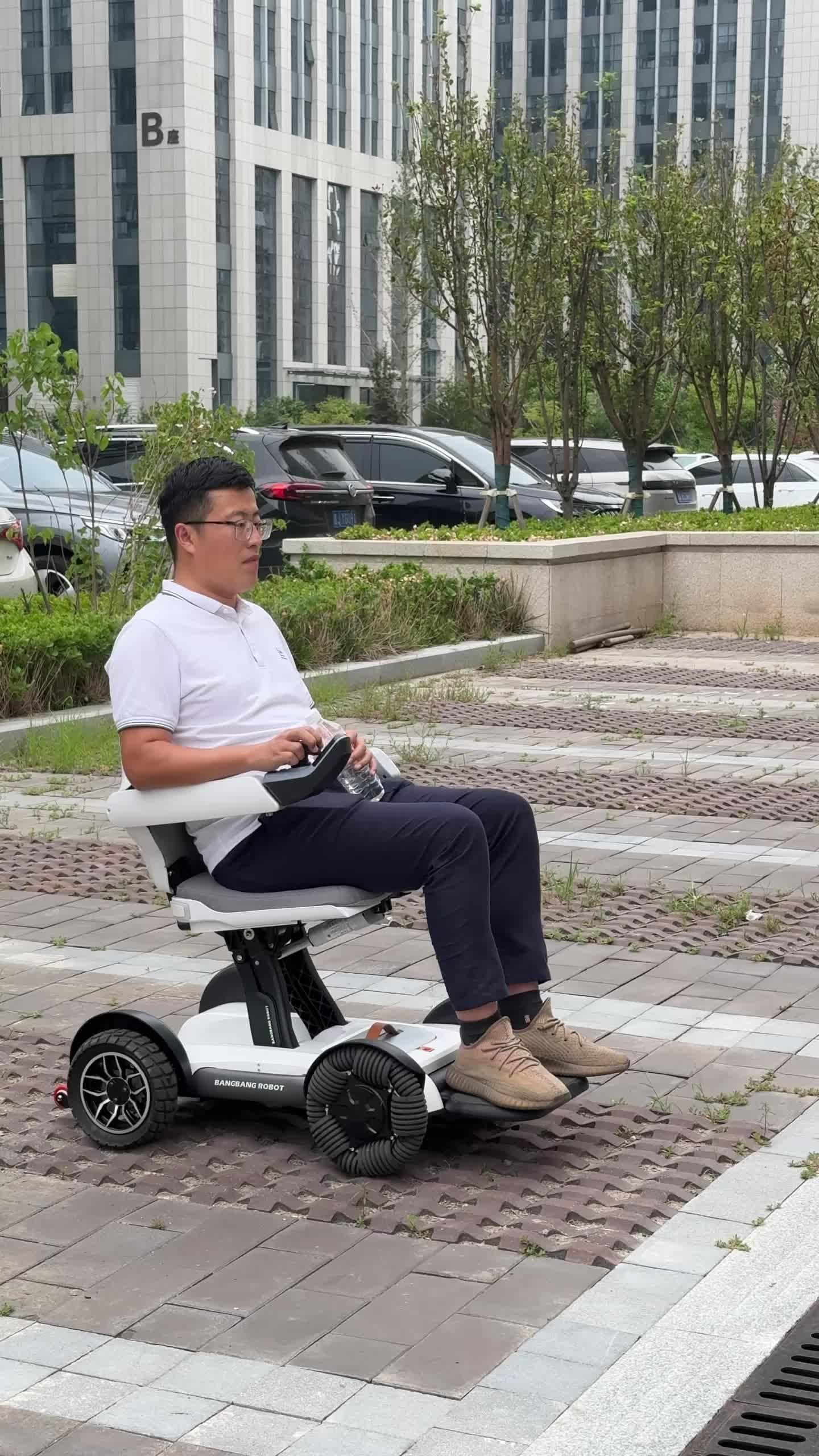 他想让自己被听懂