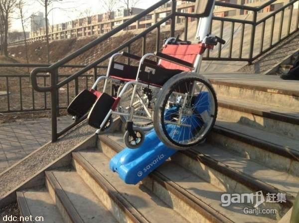 电动爬楼梯轮椅车智能爬楼梯车上下楼能的车路梯两用型轮椅